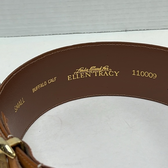 Linda Allard for Ellen Tracy Buffalo Calf Leather Belt 110009